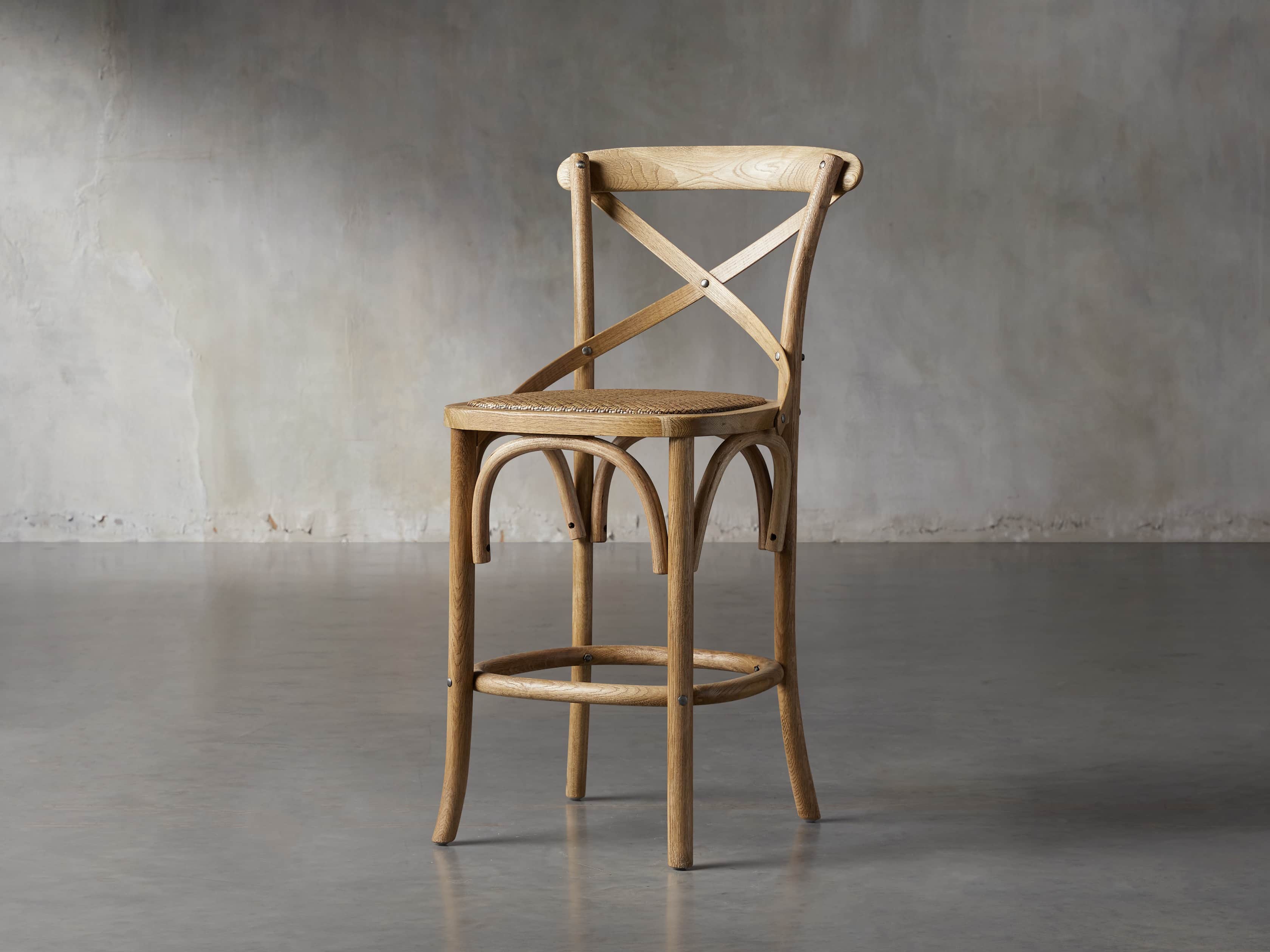 Tabouret Cadence avec assise en rotin