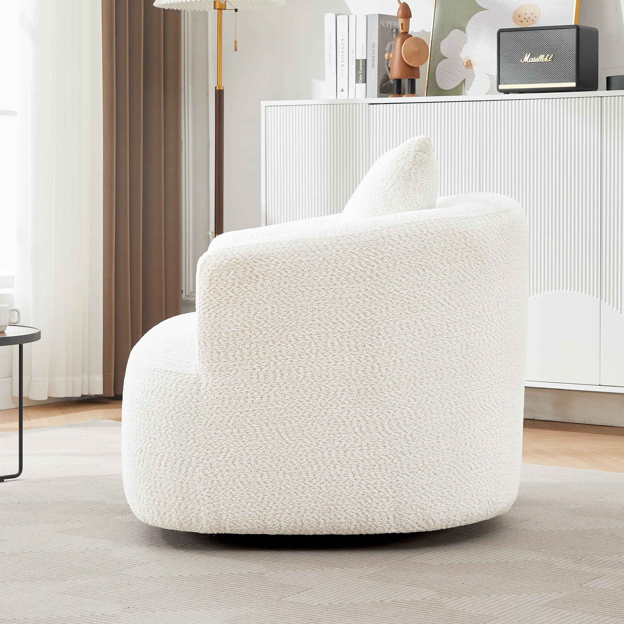 Fauteuil pivotant à 360°, fauteuil d'appoint Boucle 38,2" avec coussin décoratif, fauteuil rembourré en forme de tonneau avec accoudoirs incurvés