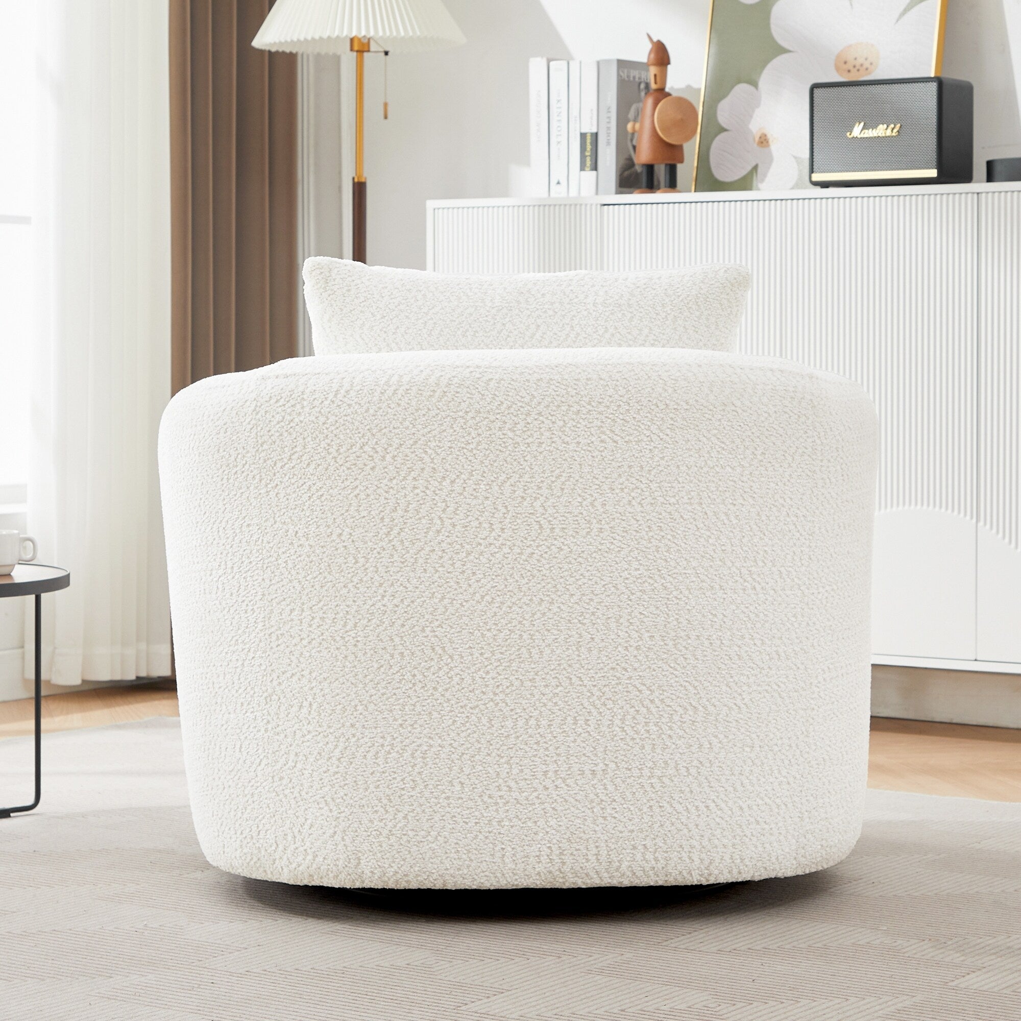 Fauteuil pivotant à 360°, fauteuil d'appoint Boucle 38,2" avec coussin décoratif, fauteuil rembourré en forme de tonneau avec accoudoirs incurvés