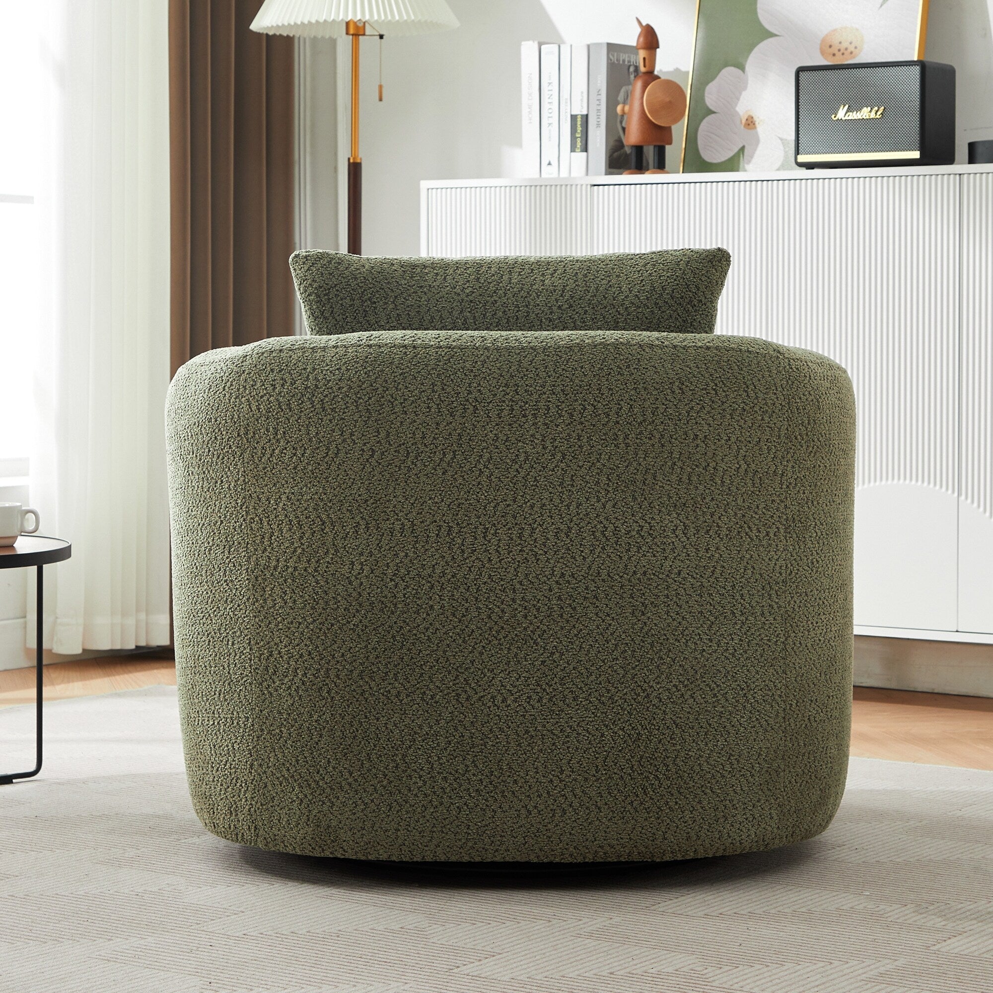 Fauteuil pivotant à 360°, fauteuil d'appoint Boucle 38,2" avec coussin décoratif, fauteuil rembourré en forme de tonneau avec accoudoirs incurvés