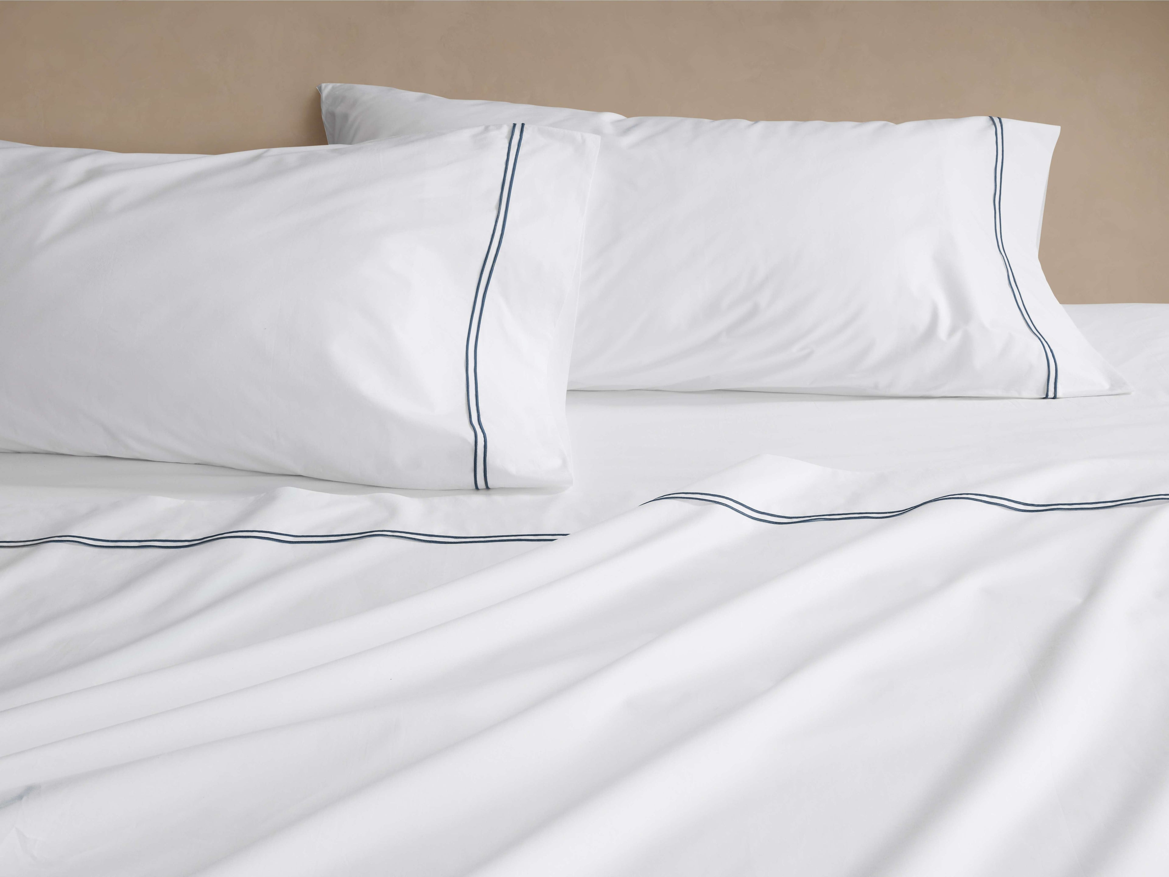 Parure de draps en percal brodée italienne