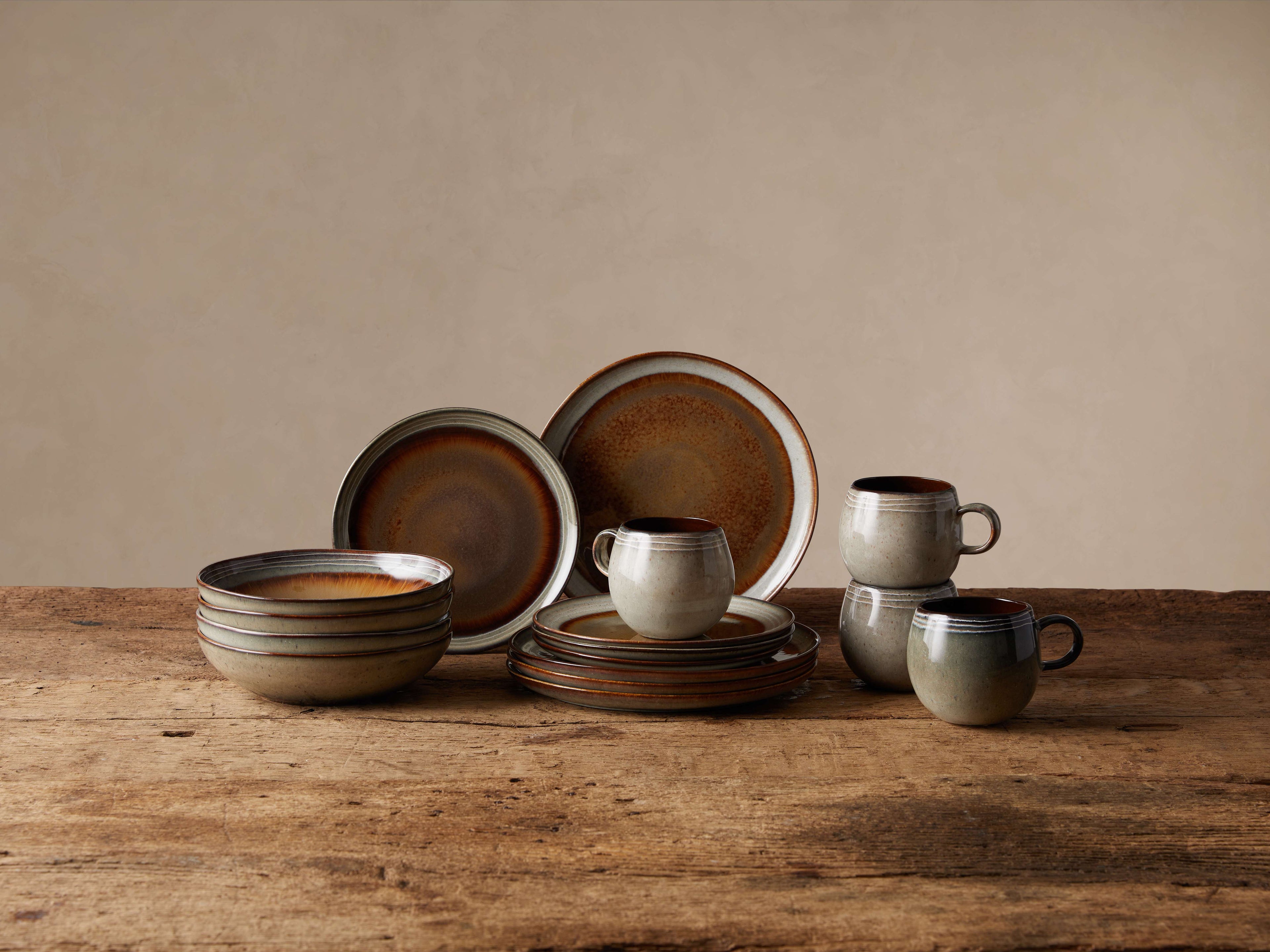 Ensemble Canyon 16 pièces avec bols à pâtes