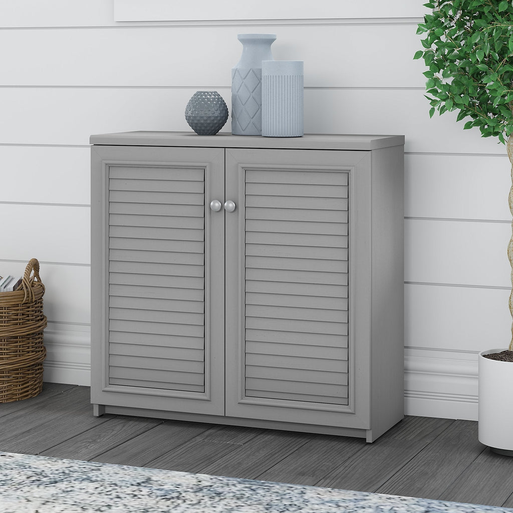 Armoire de rangement Fairview avec portes et étagères par Bush Furniture - 31,73 L x 12,76 l x 30,71 H