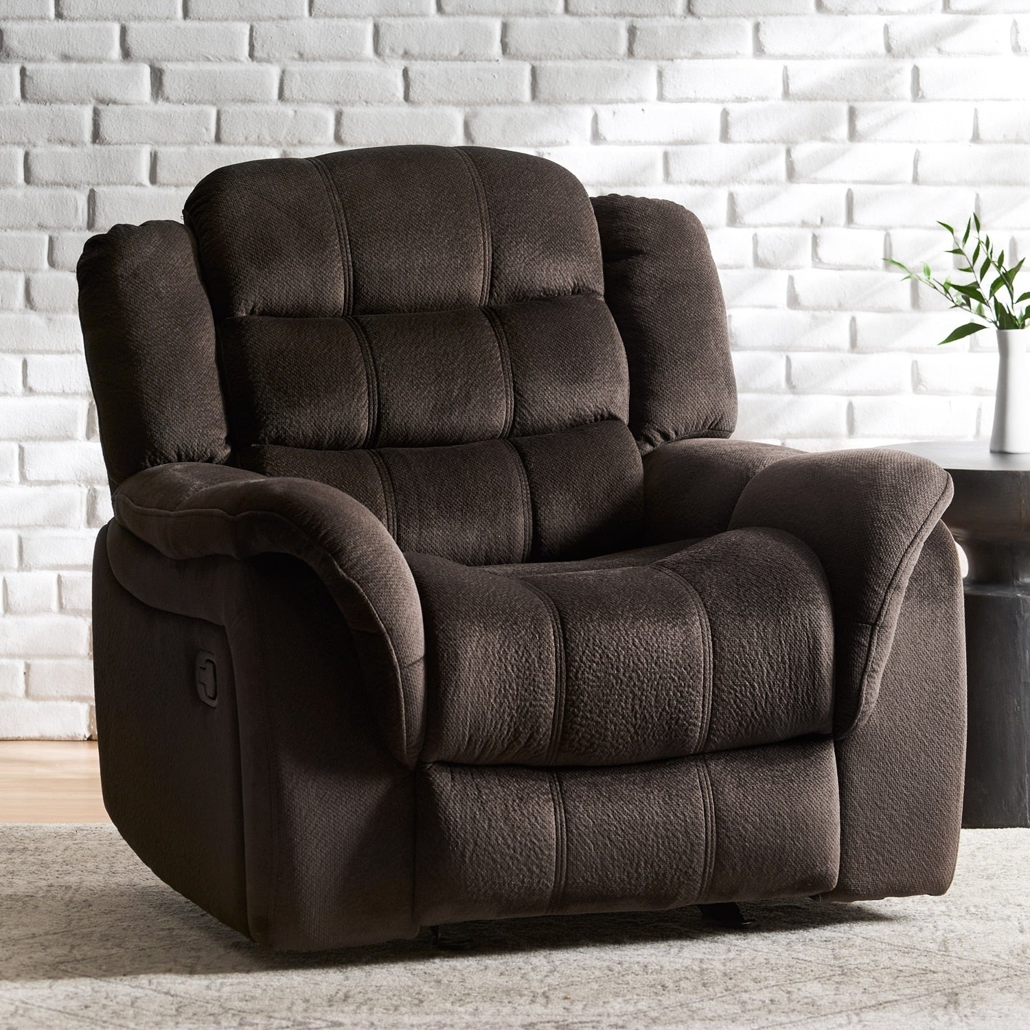 Fauteuil inclinable surdimensionné et luxueux pour une détente ultime