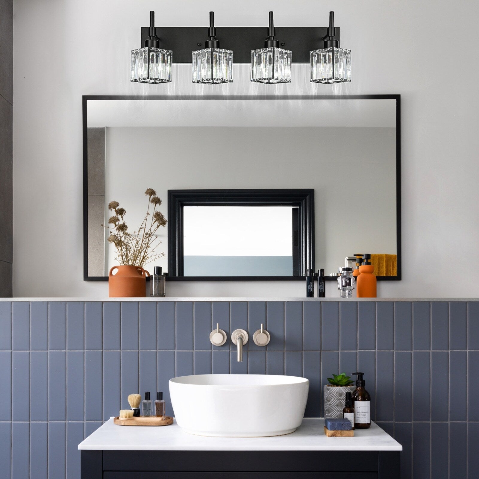 Luminaires de salle de bain en cristal à intensité variable Ora Modern sur miroir Glam Vanity Lights