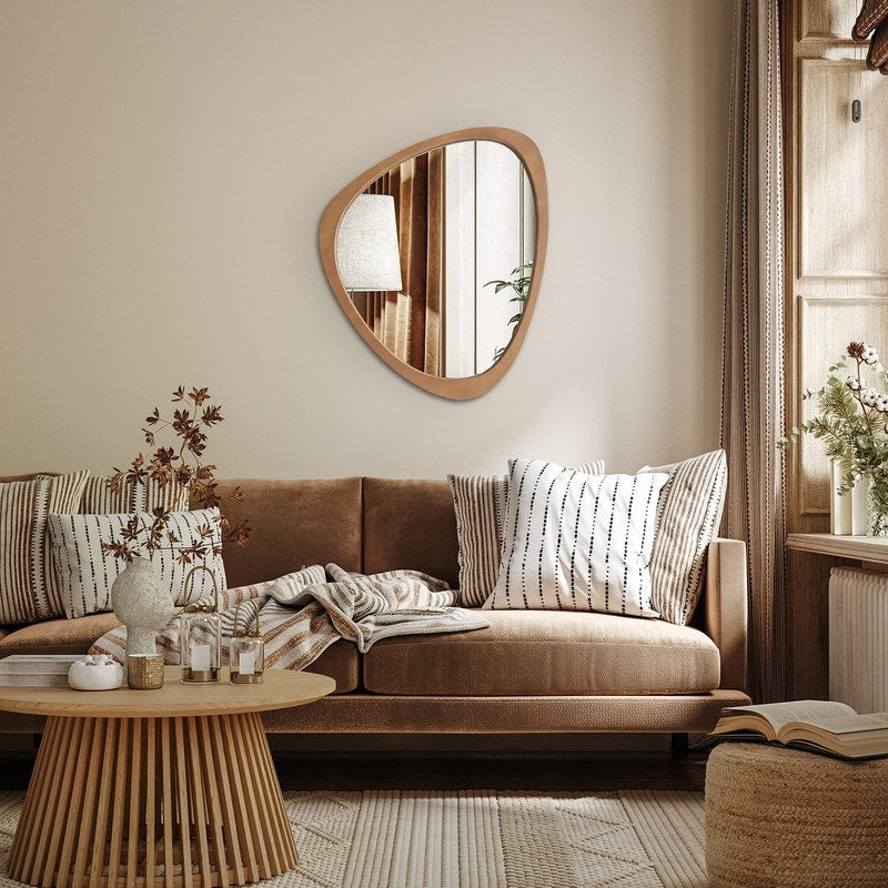 Miroir mural asymétrique en forme de pavé avec cadre en pin