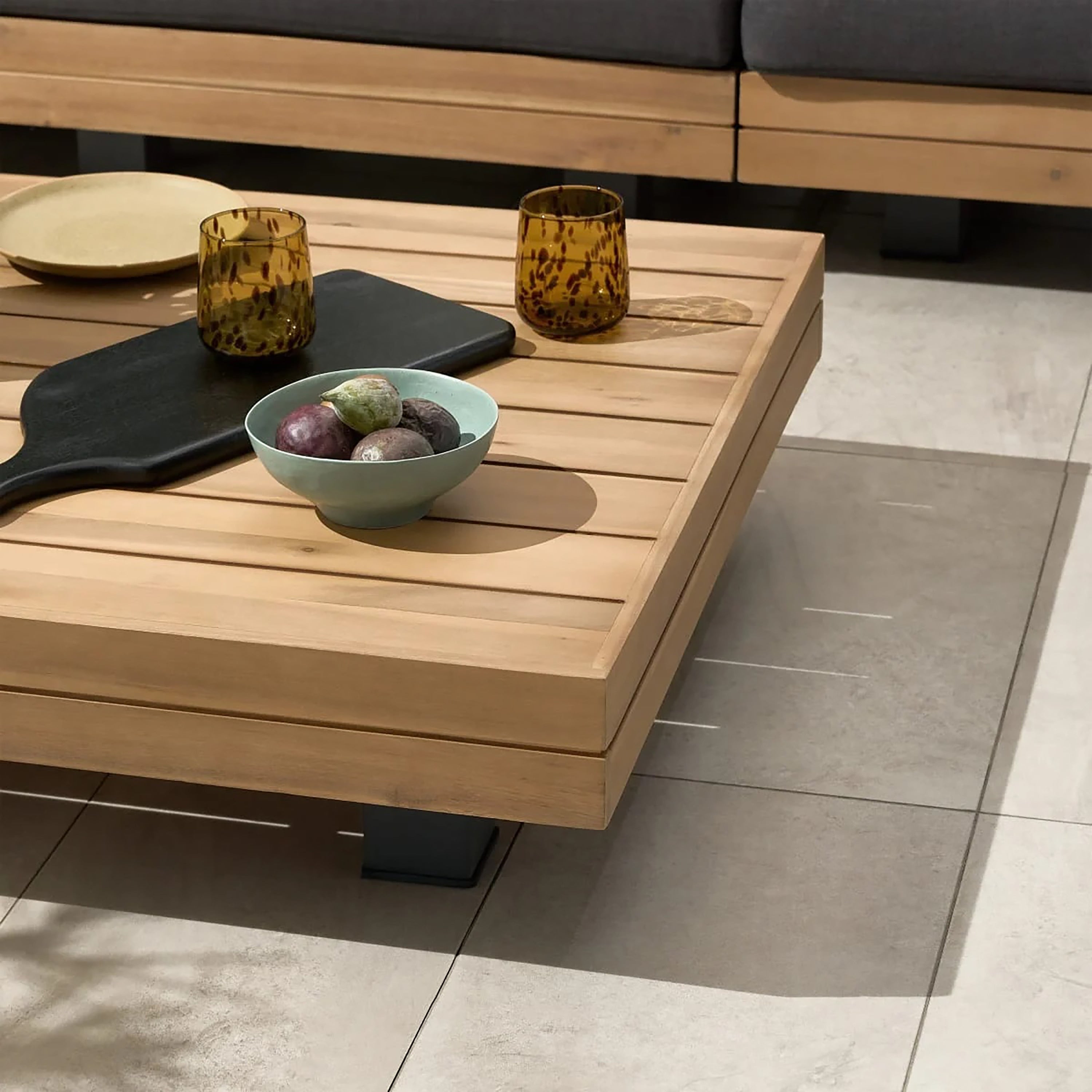 Ensemble de salon d'angle modulaire d'extérieur/terrasse Poly &amp; Bark Celenza 98 avec table basse