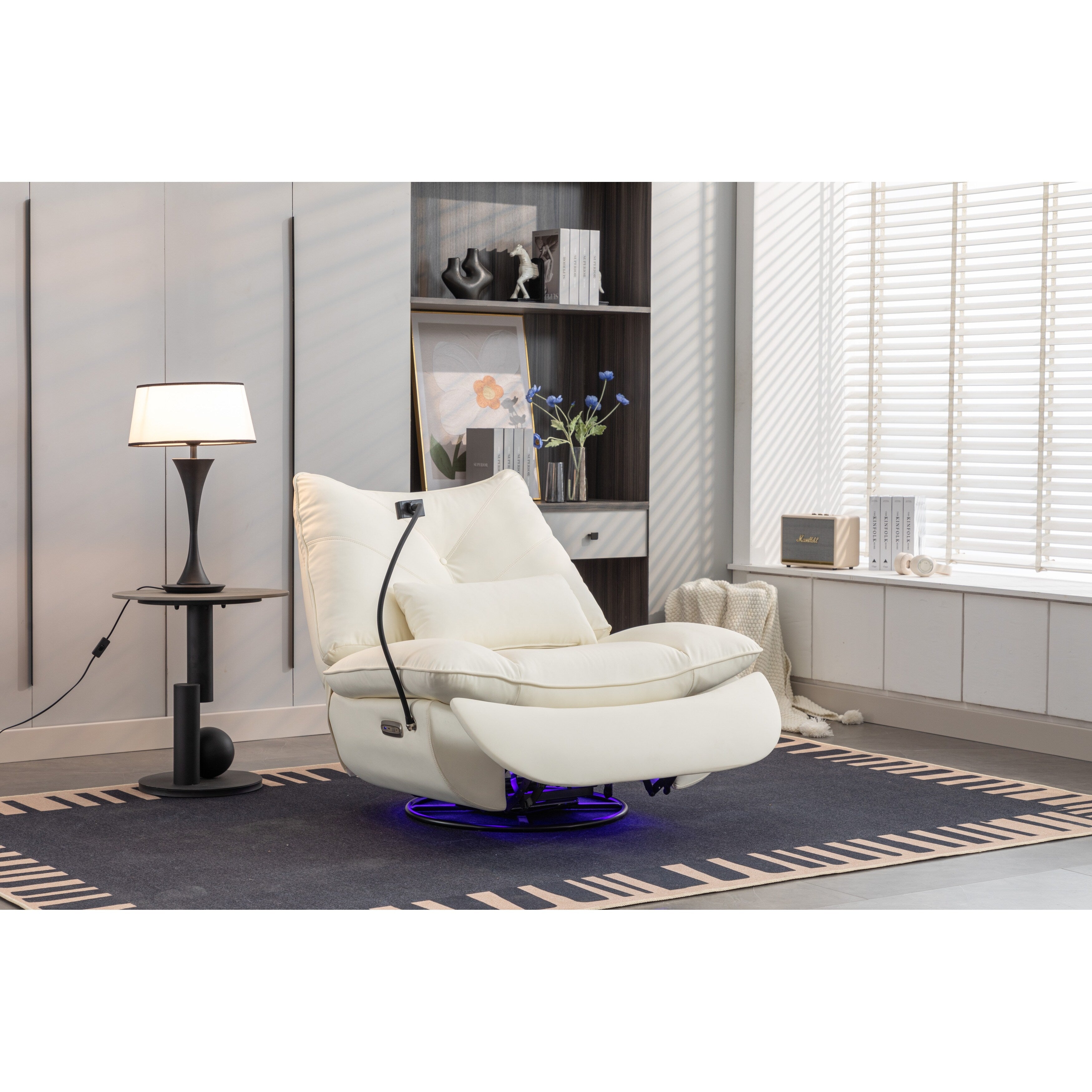 Fauteuil inclinable pivotant et électrique avec haut-parleurs Bluetooth, support de téléphone, ports de chargement USB et Type-C, rangement dissimulé des accoudoirs