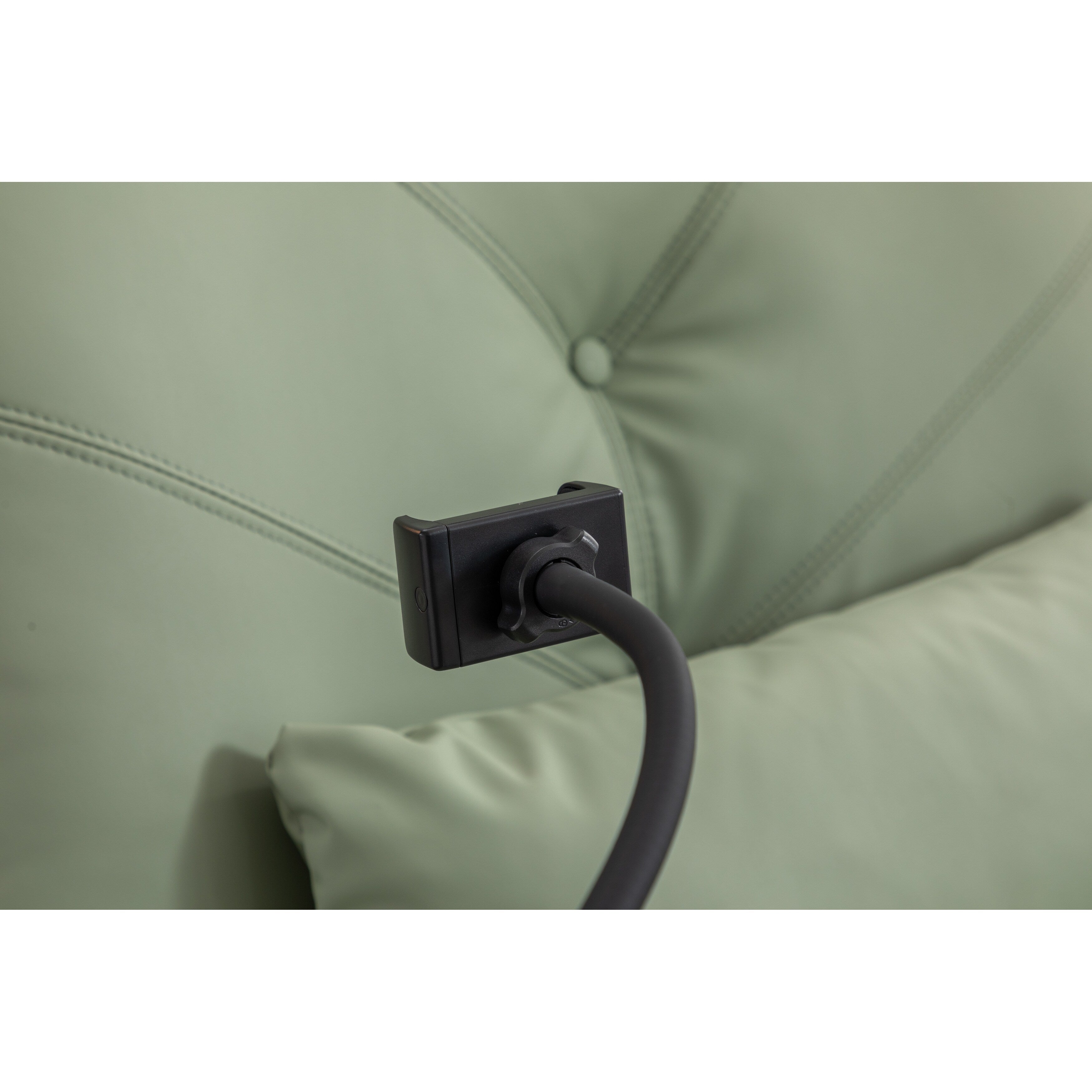 Fauteuil inclinable pivotant et électrique avec haut-parleurs Bluetooth, support de téléphone, ports de chargement USB et Type-C, rangement dissimulé des accoudoirs