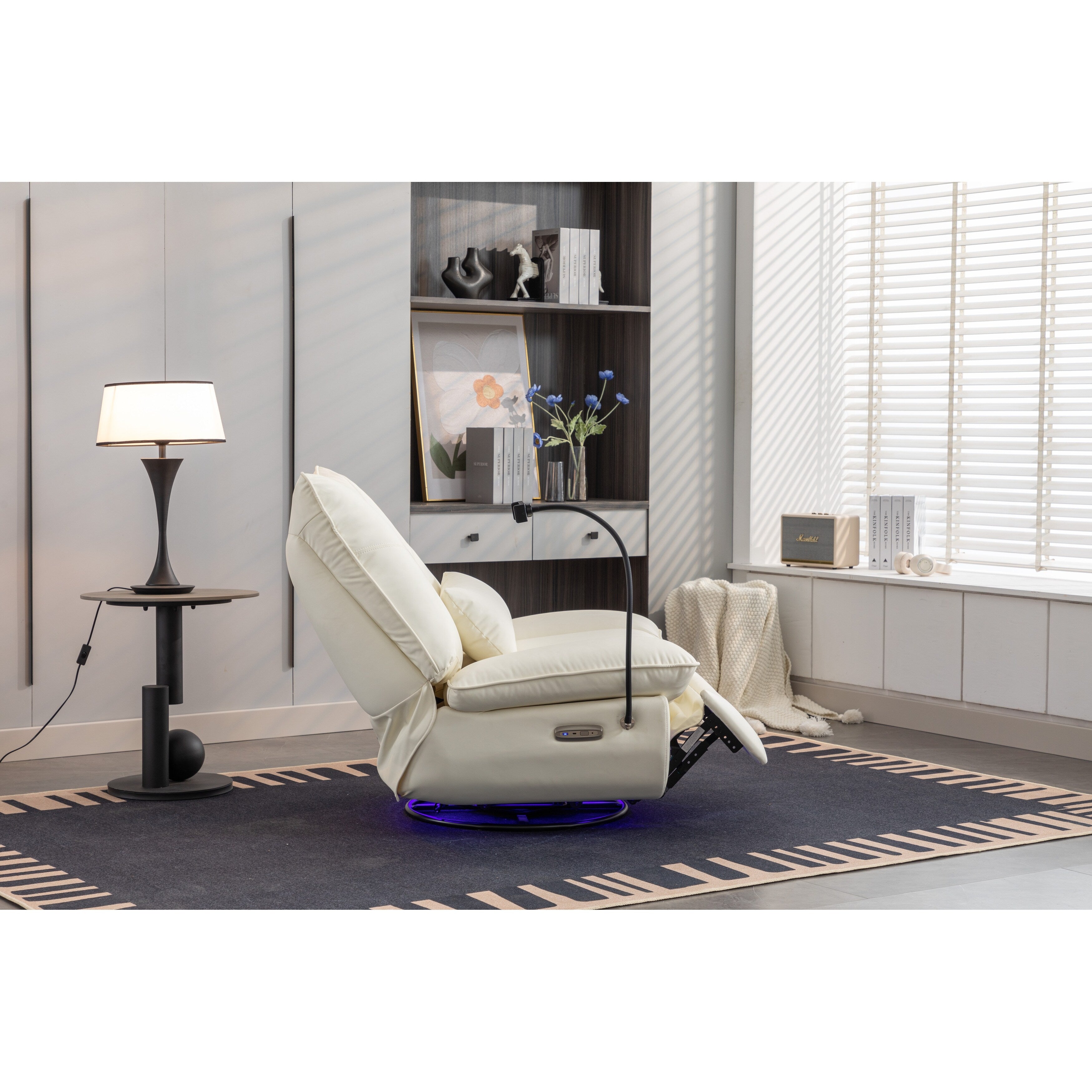 Fauteuil inclinable pivotant et électrique avec haut-parleurs Bluetooth, support de téléphone, ports de chargement USB et Type-C, rangement dissimulé des accoudoirs